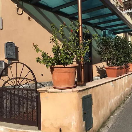 Casetta Piscina Mirabilis Appartement *